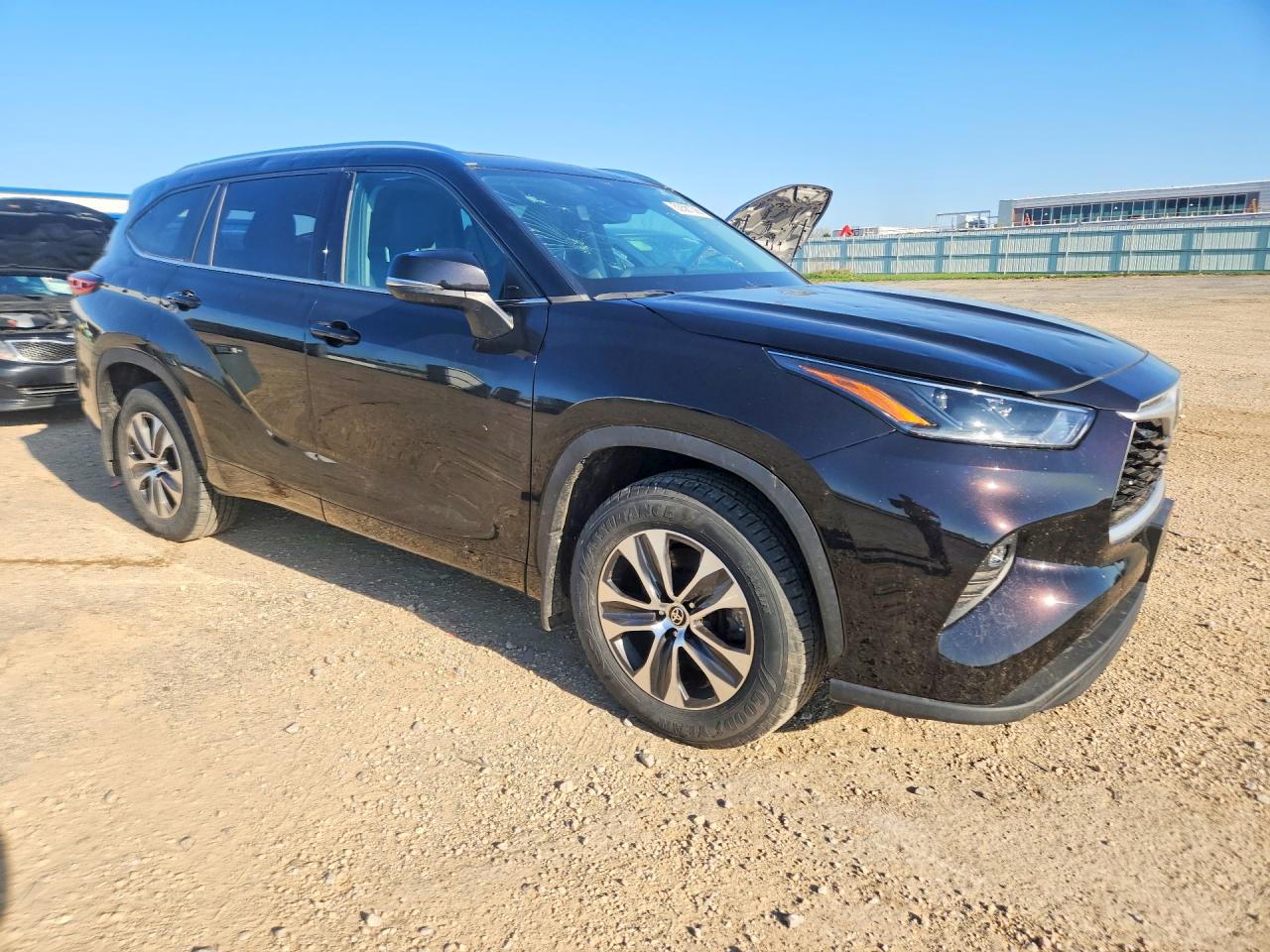 2021 TOYOTA HIGHLANDER photo 4