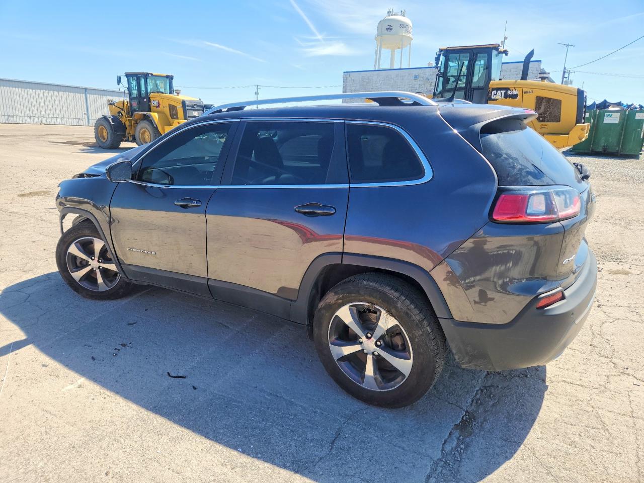 2019 JEEP CHEROKEE LIMITED photo 4