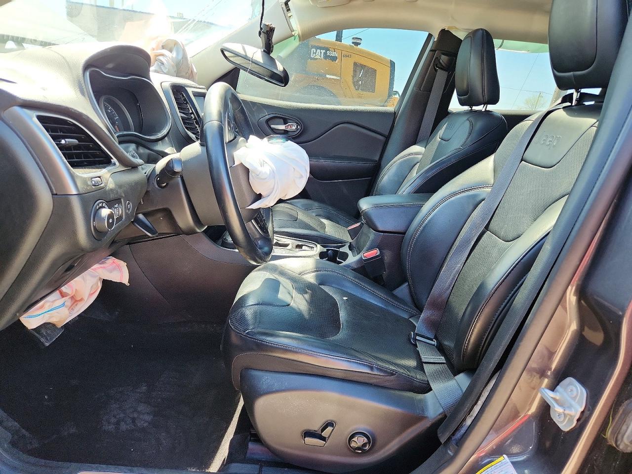 2019 JEEP CHEROKEE LIMITED photo 19