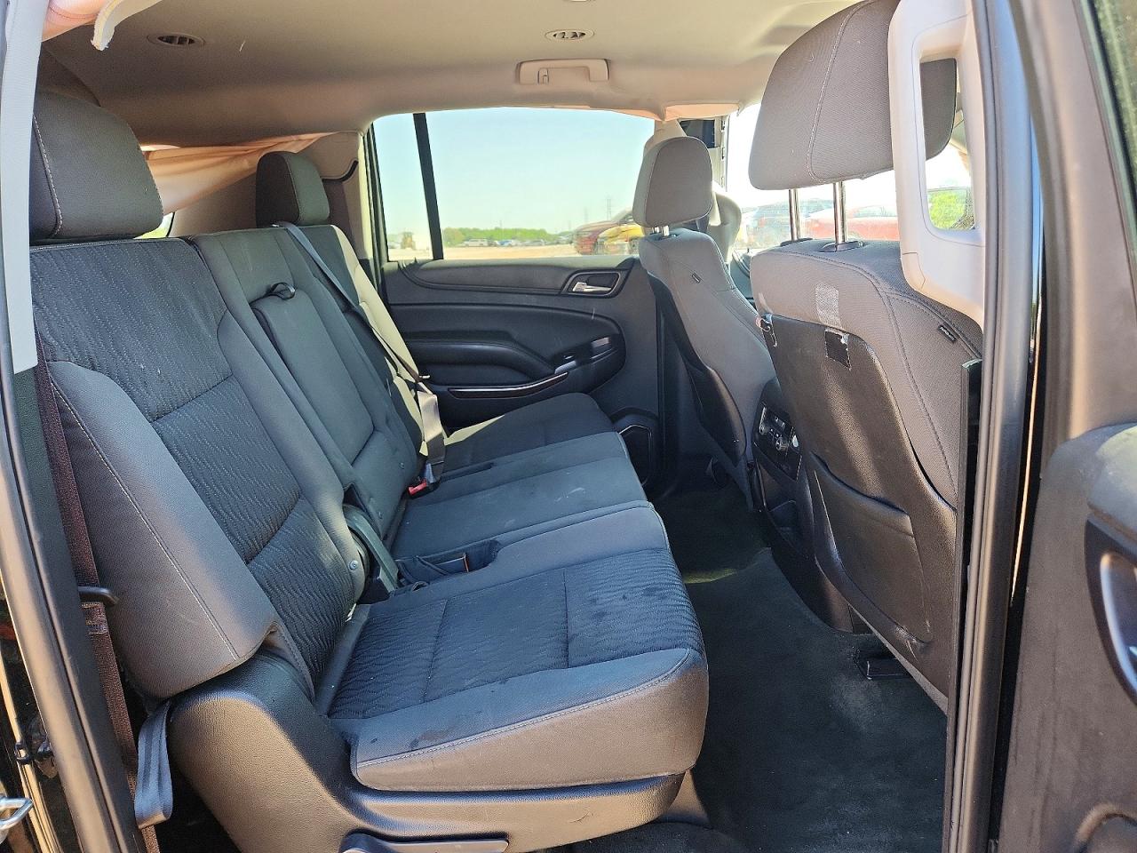 2015 GMC YUKON XL C1500 SLE photo 31