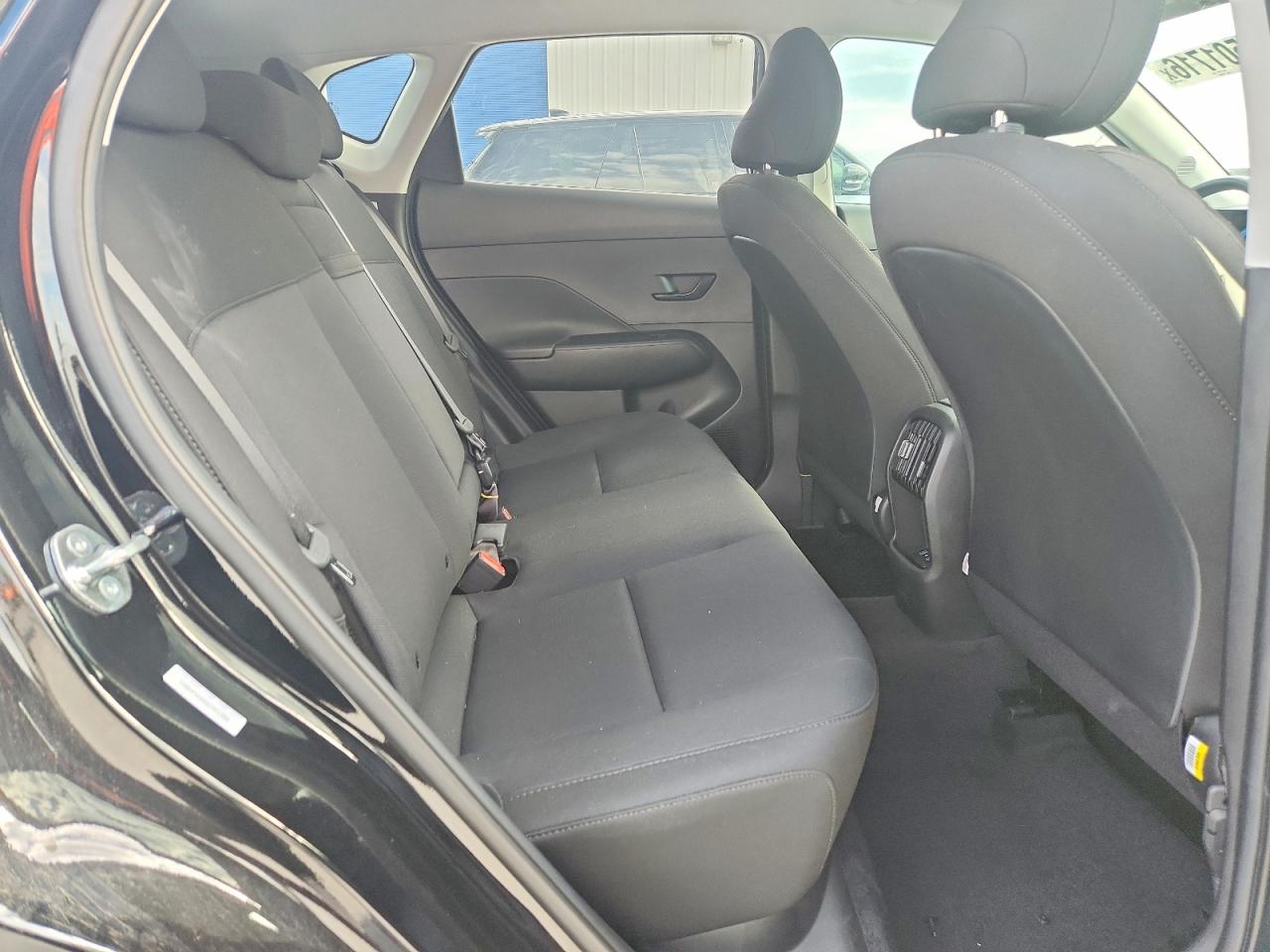 2025 HYUNDAI KONA SEL photo 10