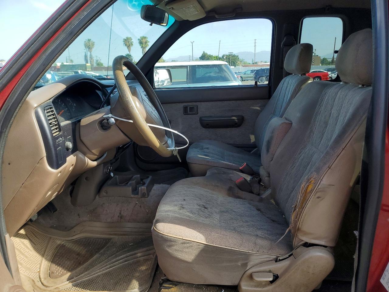 1999 TOYOTA TACOMA BASE photo 13