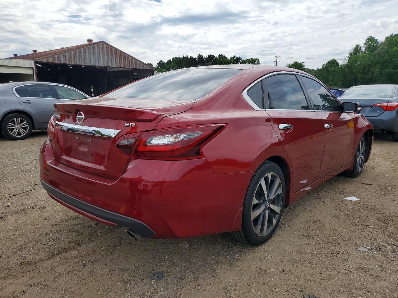 2017 NISSAN ALTIMA 2.5 SR photo 7