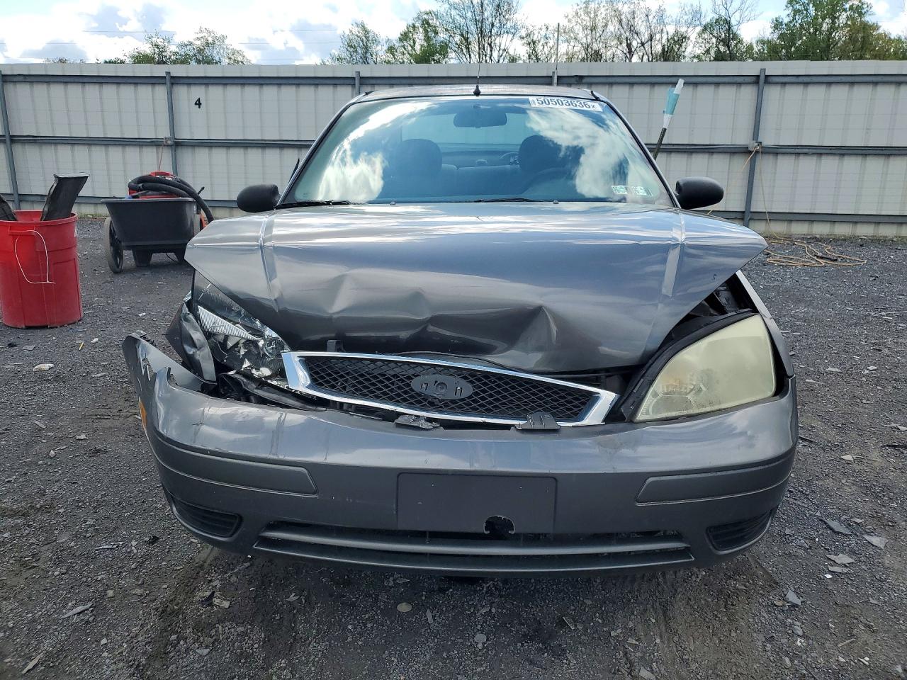 2007 FORD FOCUS ZX4 photo 9