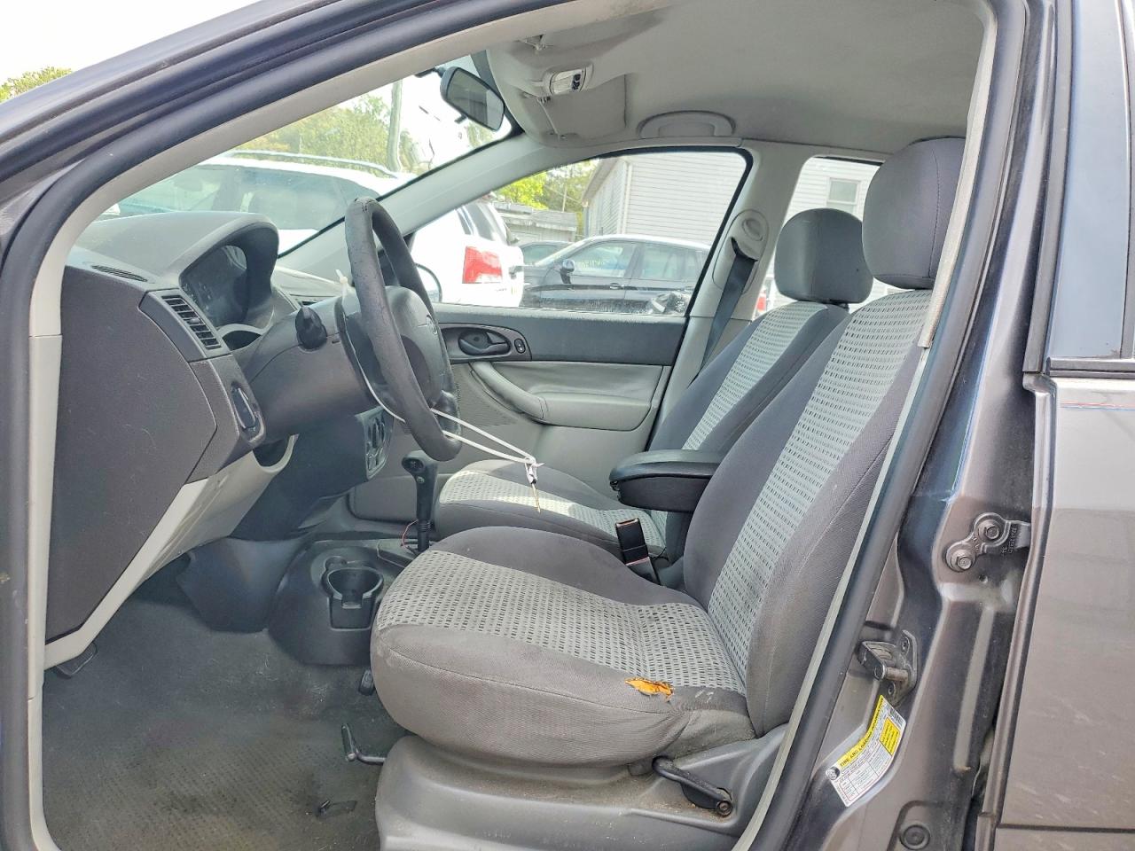 2007 FORD FOCUS ZX4 photo 13