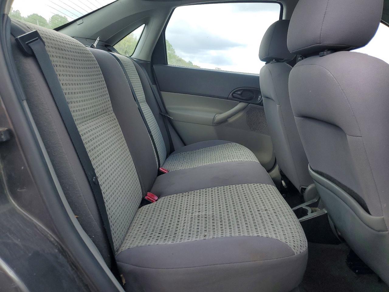 2007 FORD FOCUS ZX4 photo 19