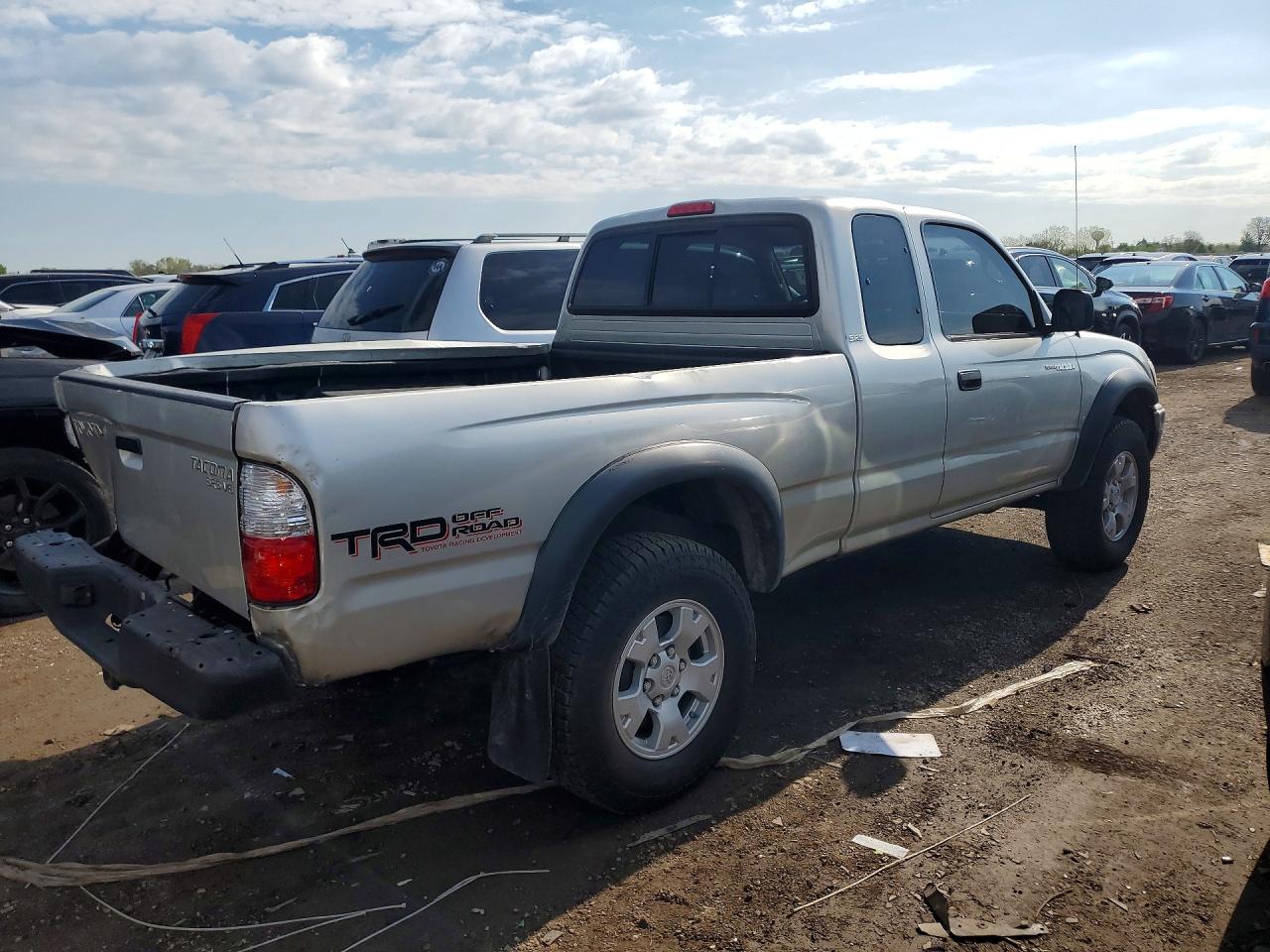 2002 TOYOTA TACOMA XTRACAB photo 3