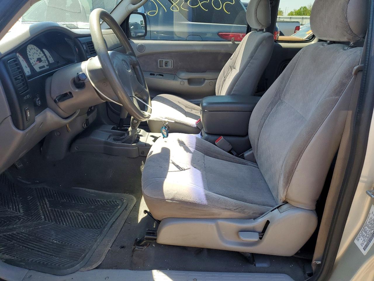 2002 TOYOTA TACOMA XTRACAB photo 7