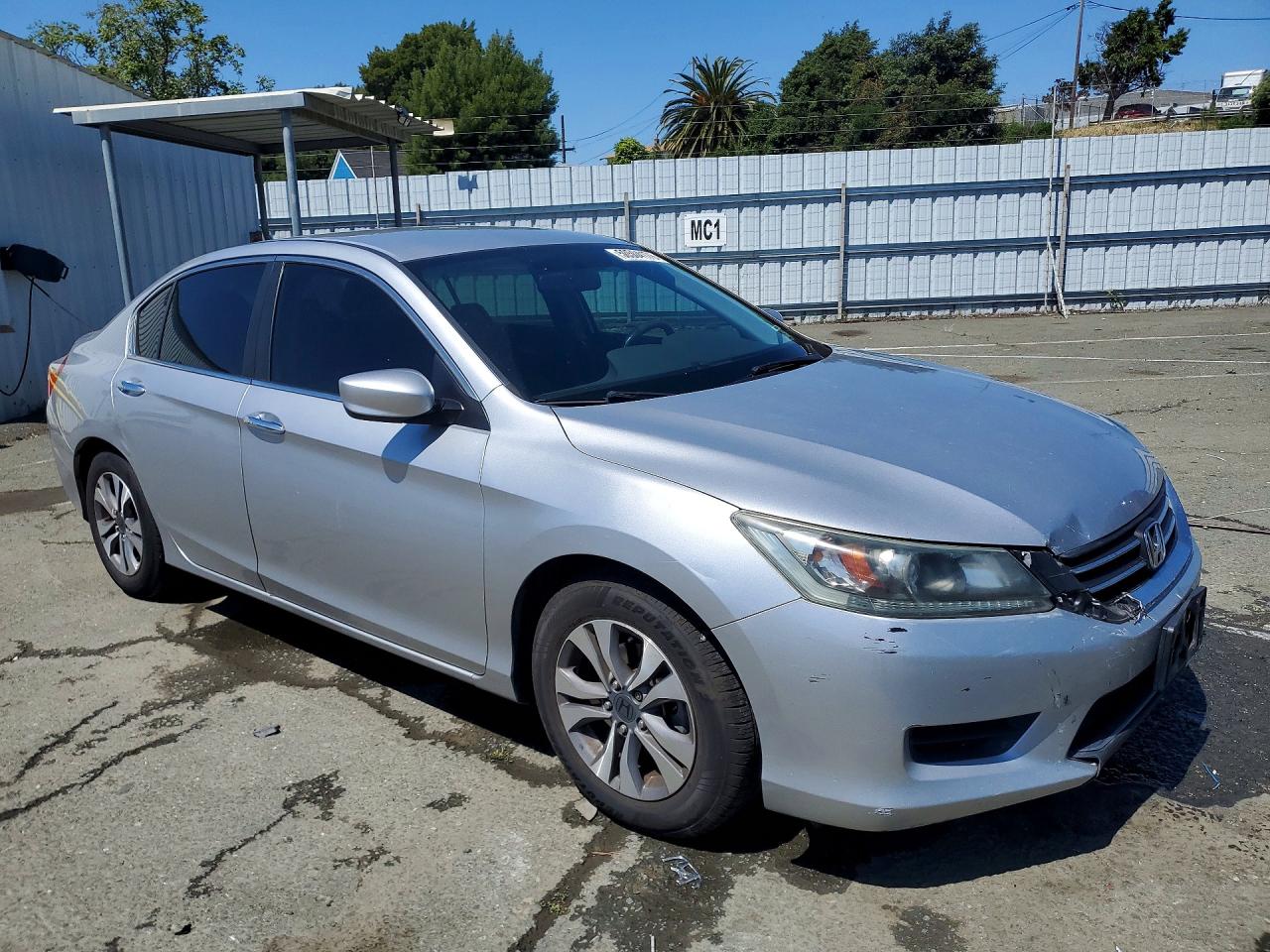 2014 HONDA ACCORD LX photo 4