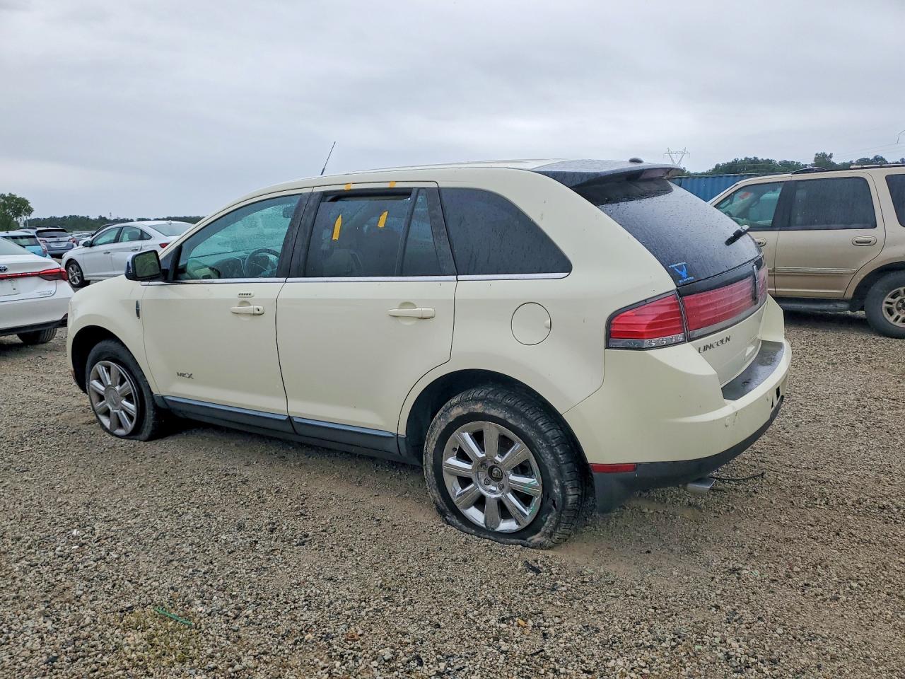 2008 LINCOLN MKX photo 2