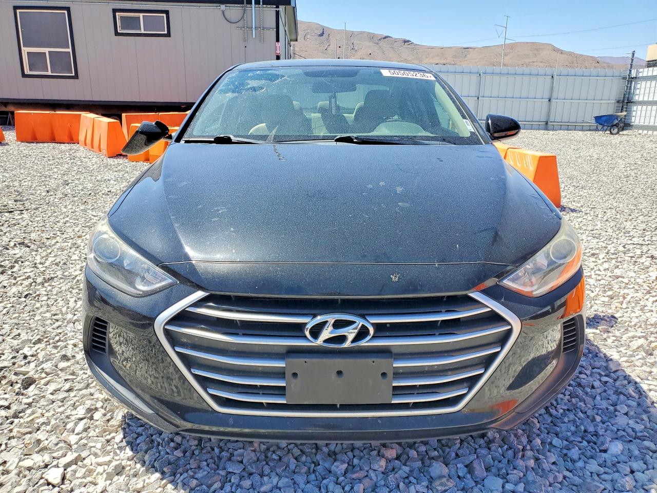 2017 HYUNDAI ELANTRA SE photo 9