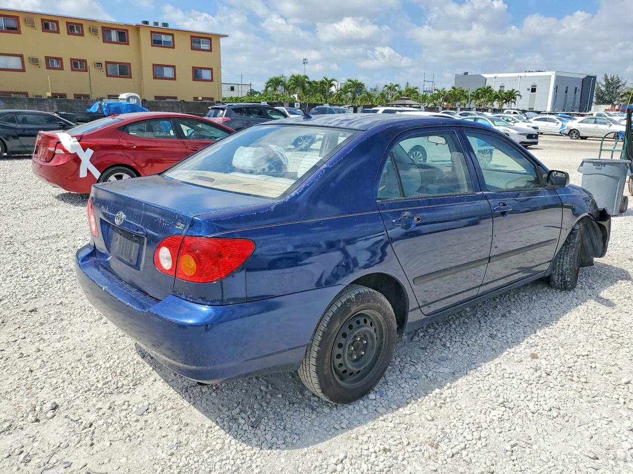 2004 TOYOTA COROLLA CE photo 3