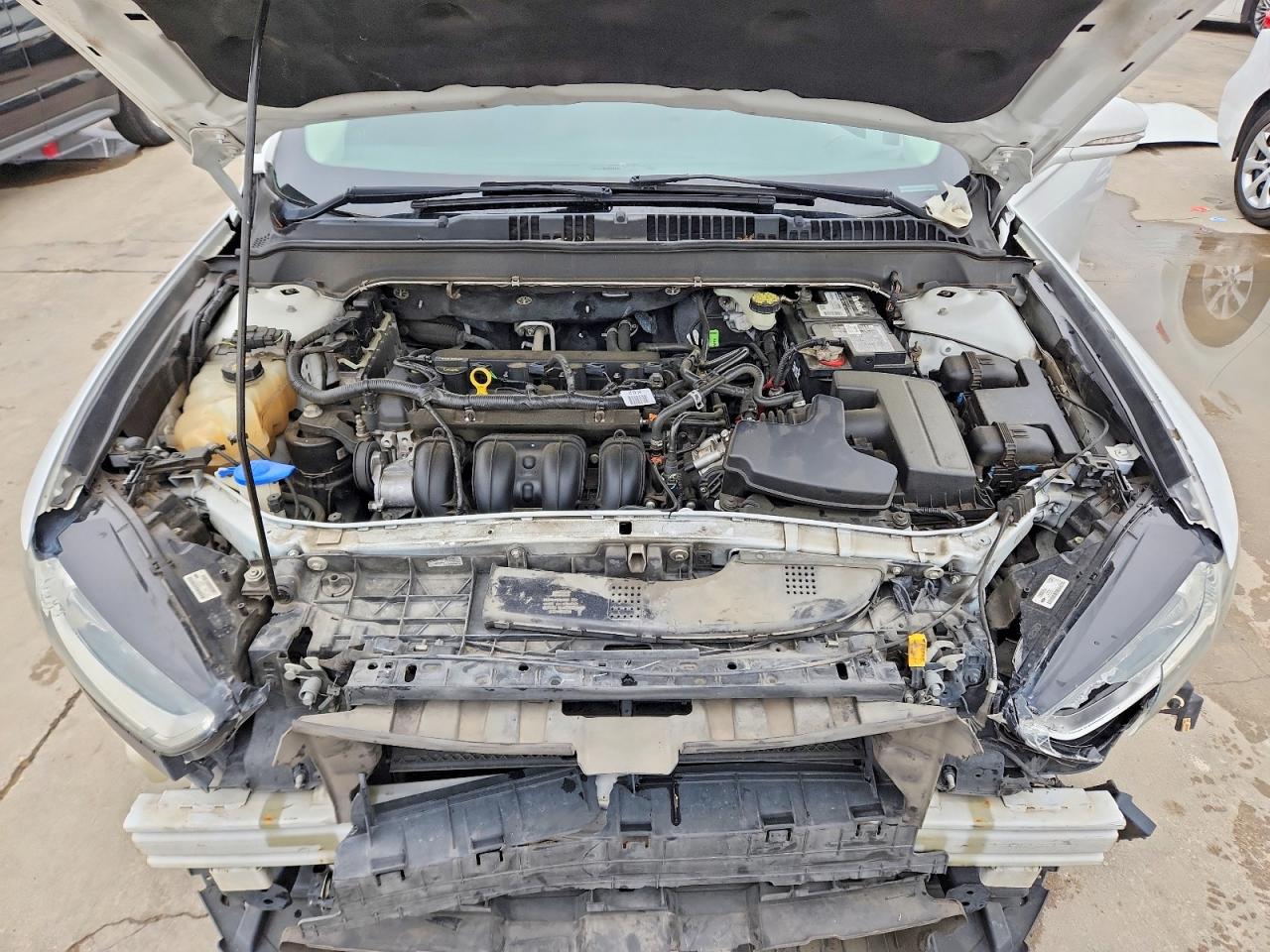 2016 FORD FUSION SE photo 21