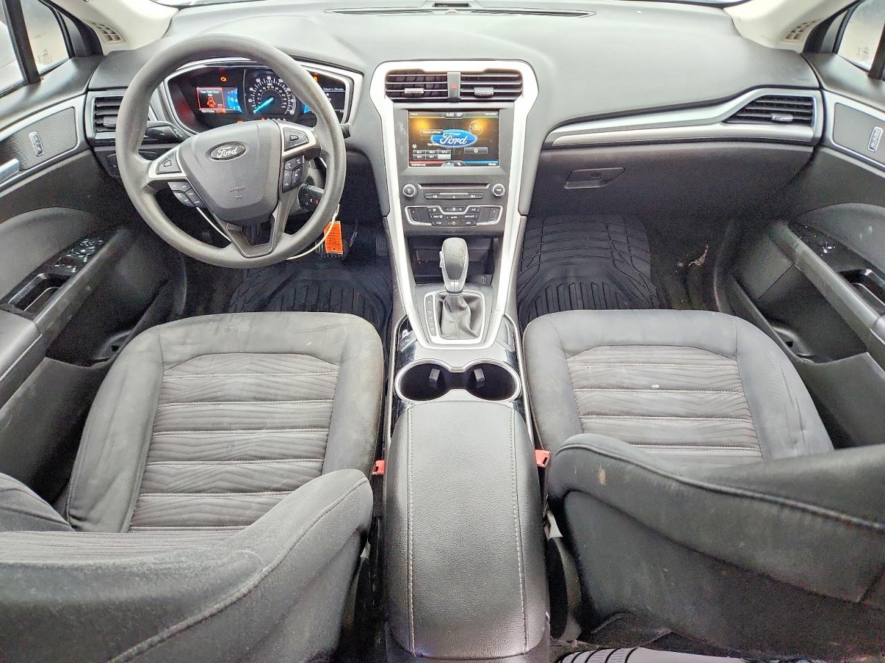 2016 FORD FUSION SE photo 15
