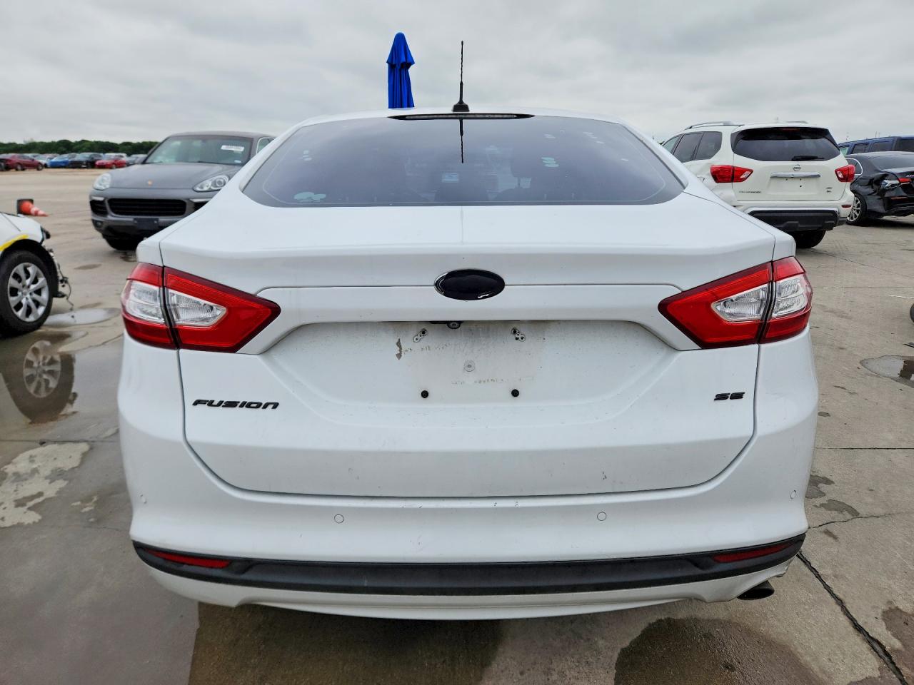 2016 FORD FUSION SE photo 11