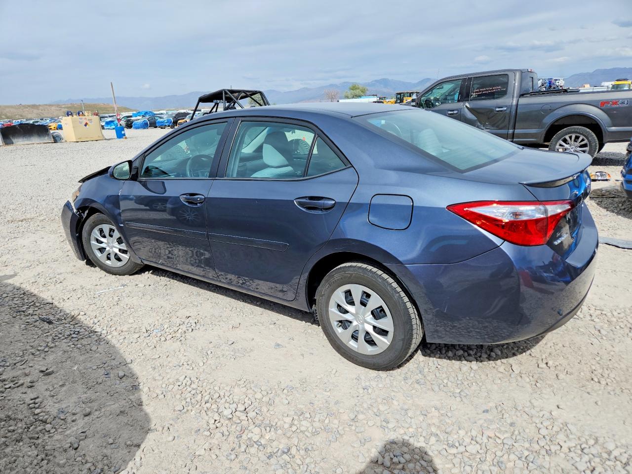 2015 TOYOTA COROLLA LE ECO photo 3