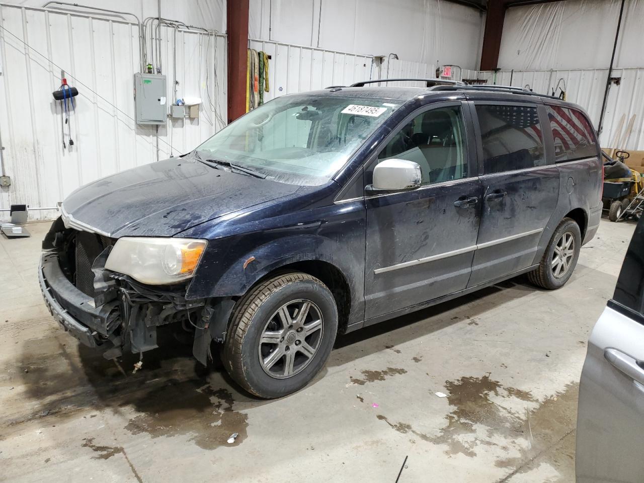 2010 CHRYSLER TOWN & COUNTRY