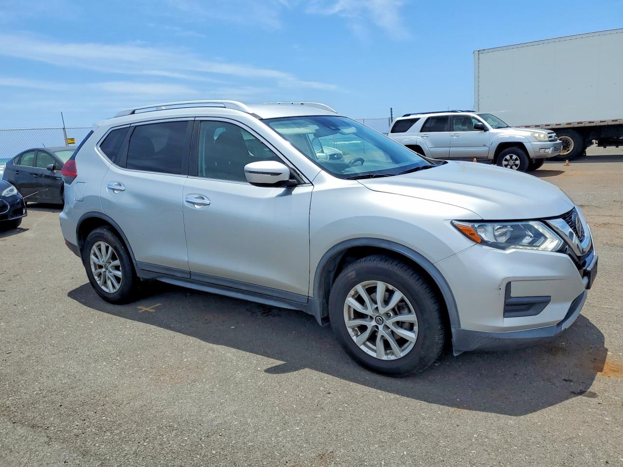 2019 NISSAN ROGUE S photo 7