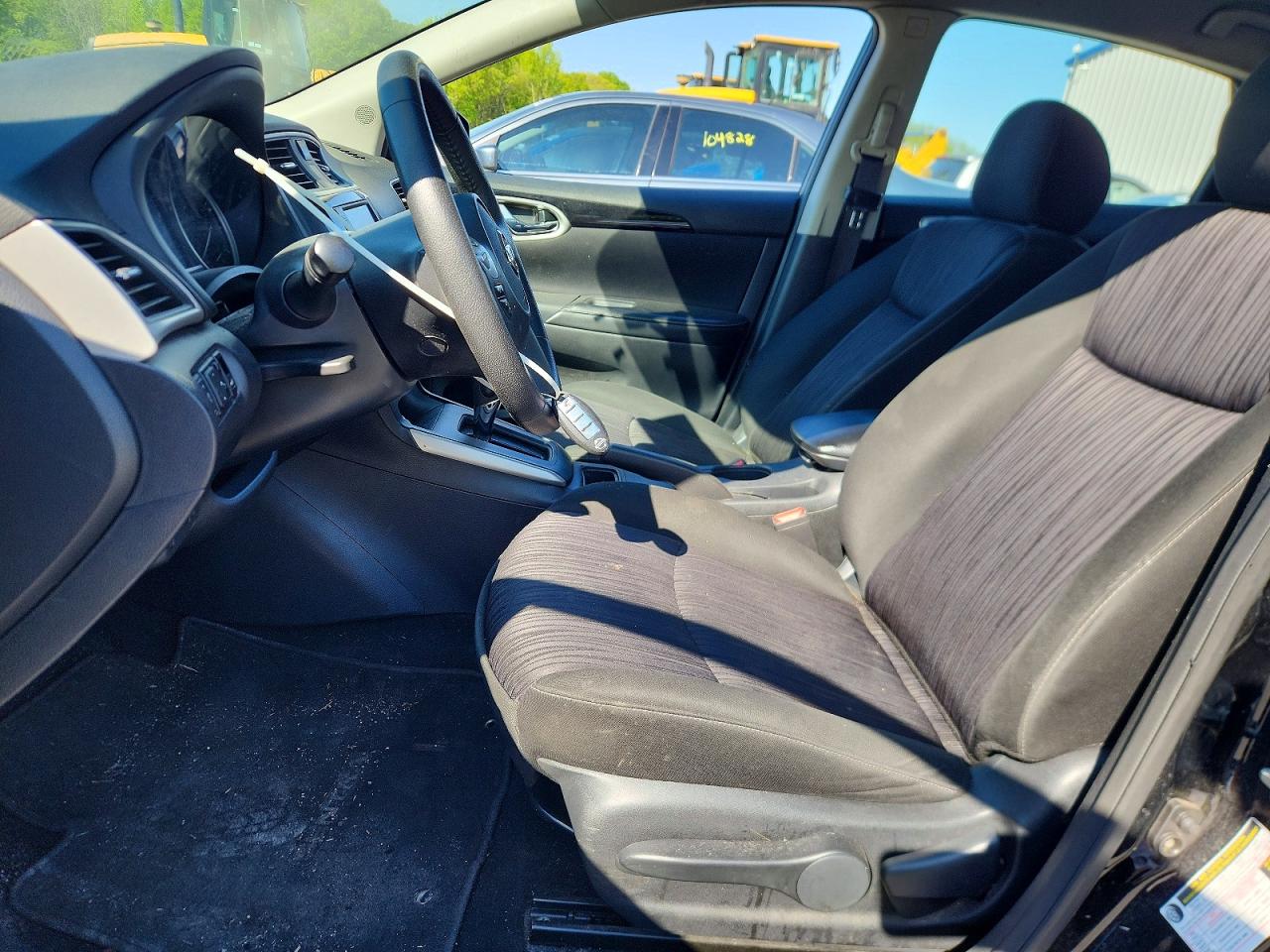 2019 NISSAN SENTRA SV photo 13
