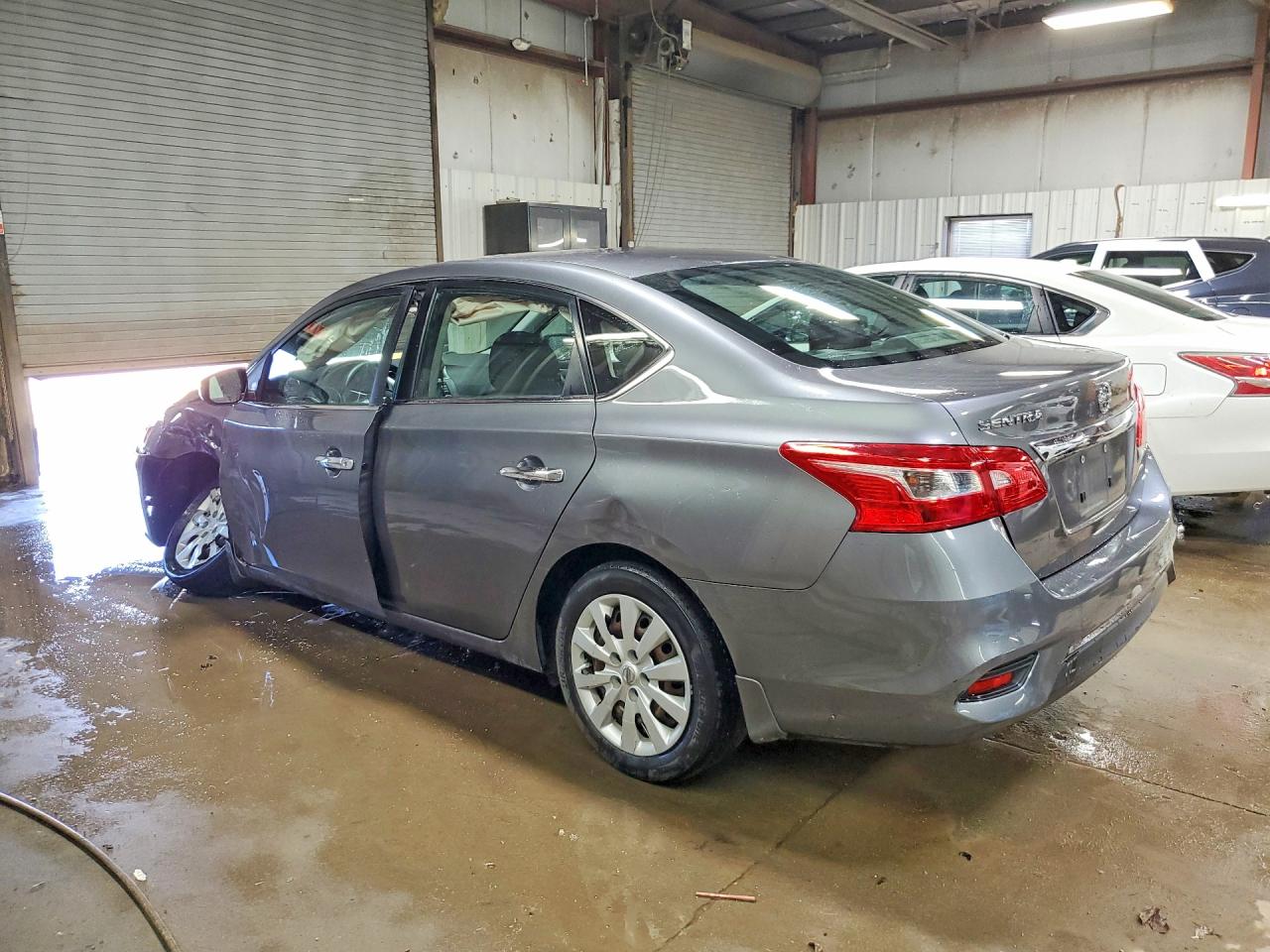2018 NISSAN SENTRA S photo 2