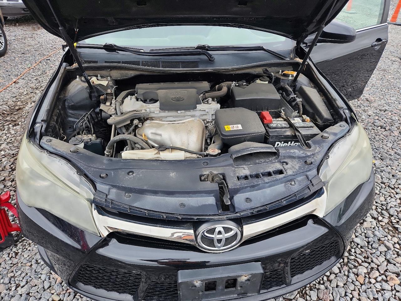 2017 TOYOTA CAMRY SE photo 21