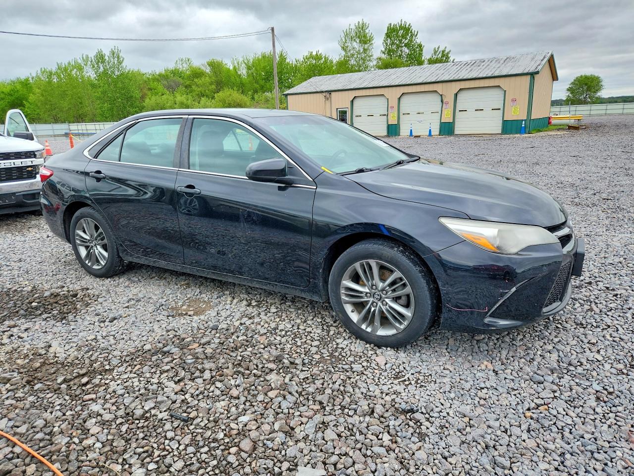 2017 TOYOTA CAMRY SE photo 7
