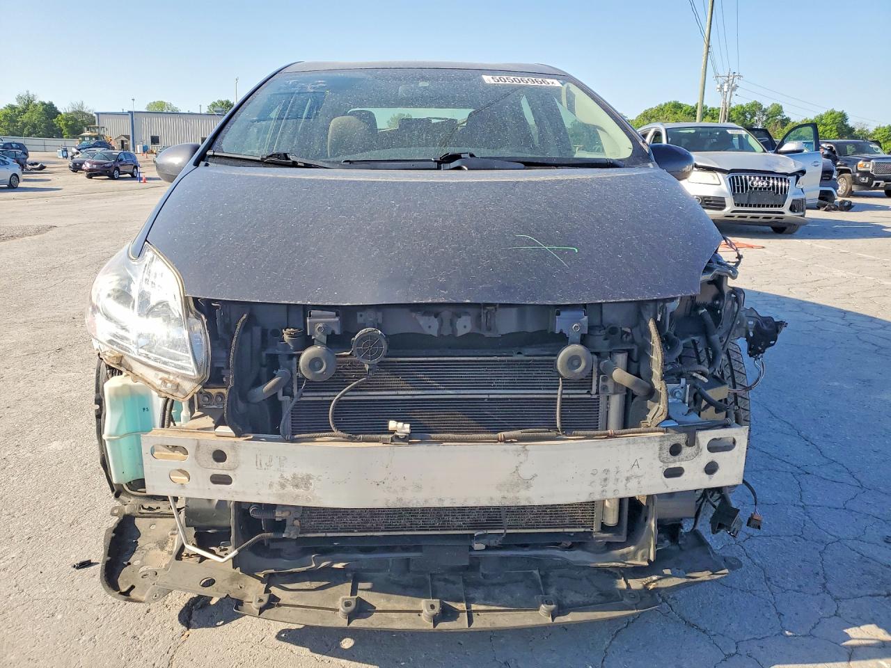2015 TOYOTA PRIUS TWO photo 9