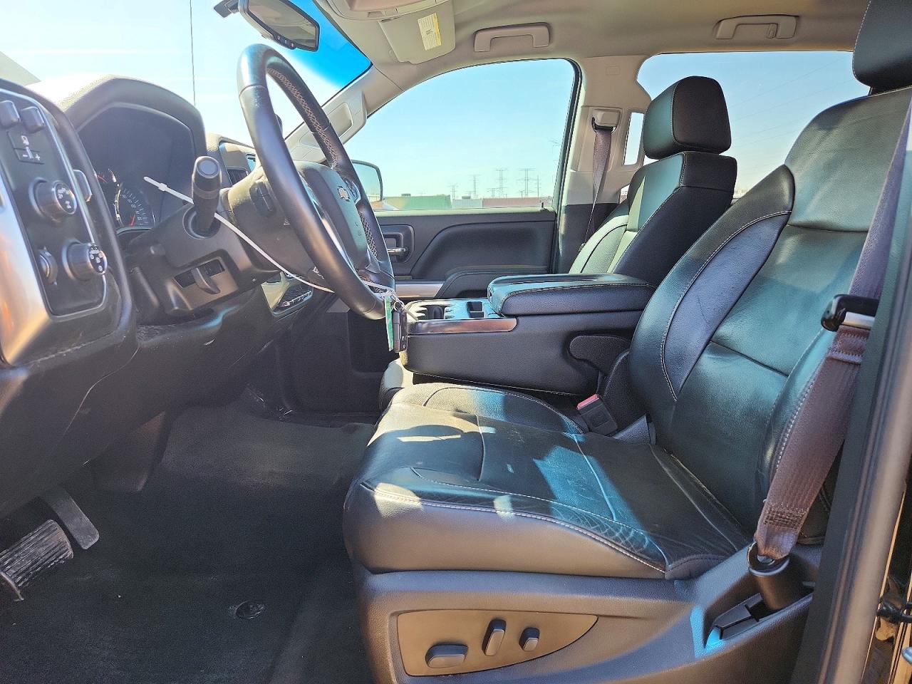 2017 CHEVROLET SILVERADO K1500 LT photo 19