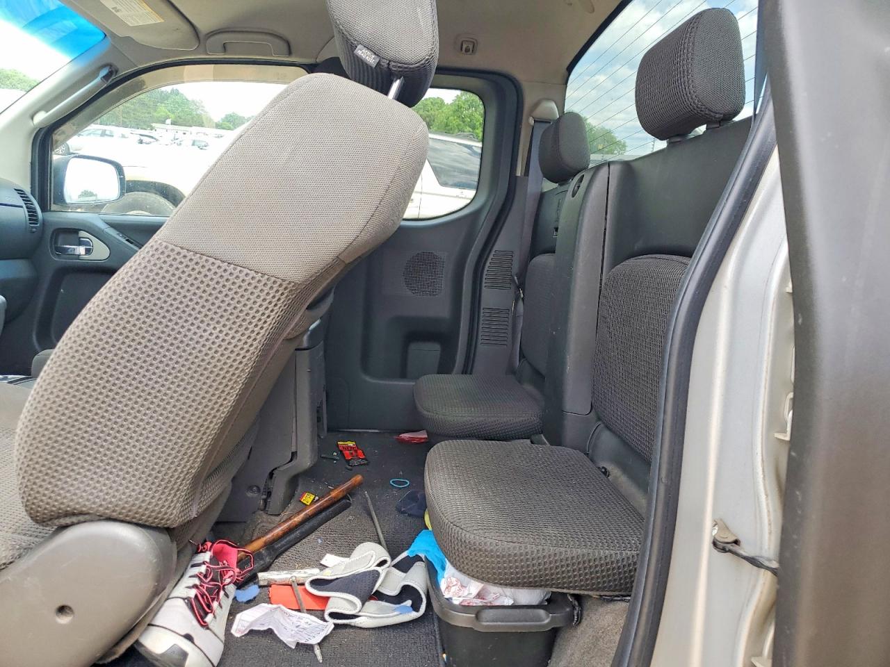 2005 NISSAN FRONTIER SE photo 19