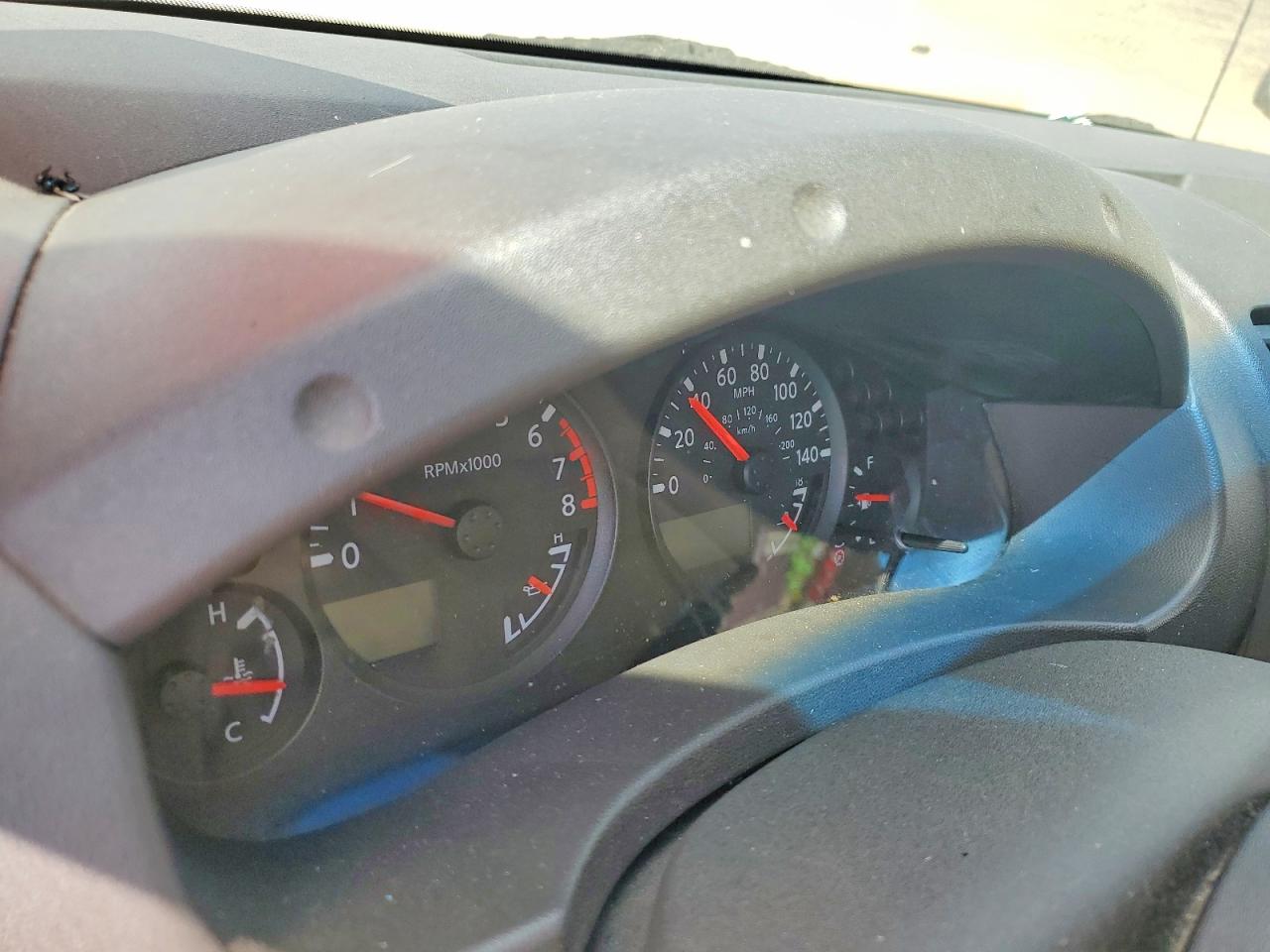 2005 NISSAN FRONTIER SE photo 17