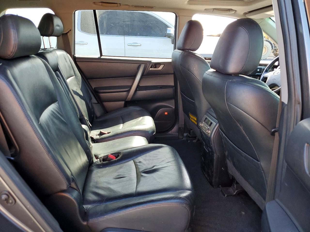 2009 TOYOTA HIGHLANDER SPORT photo 11