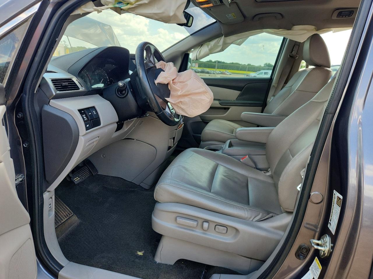 2016 HONDA ODYSSEY EXL photo 19