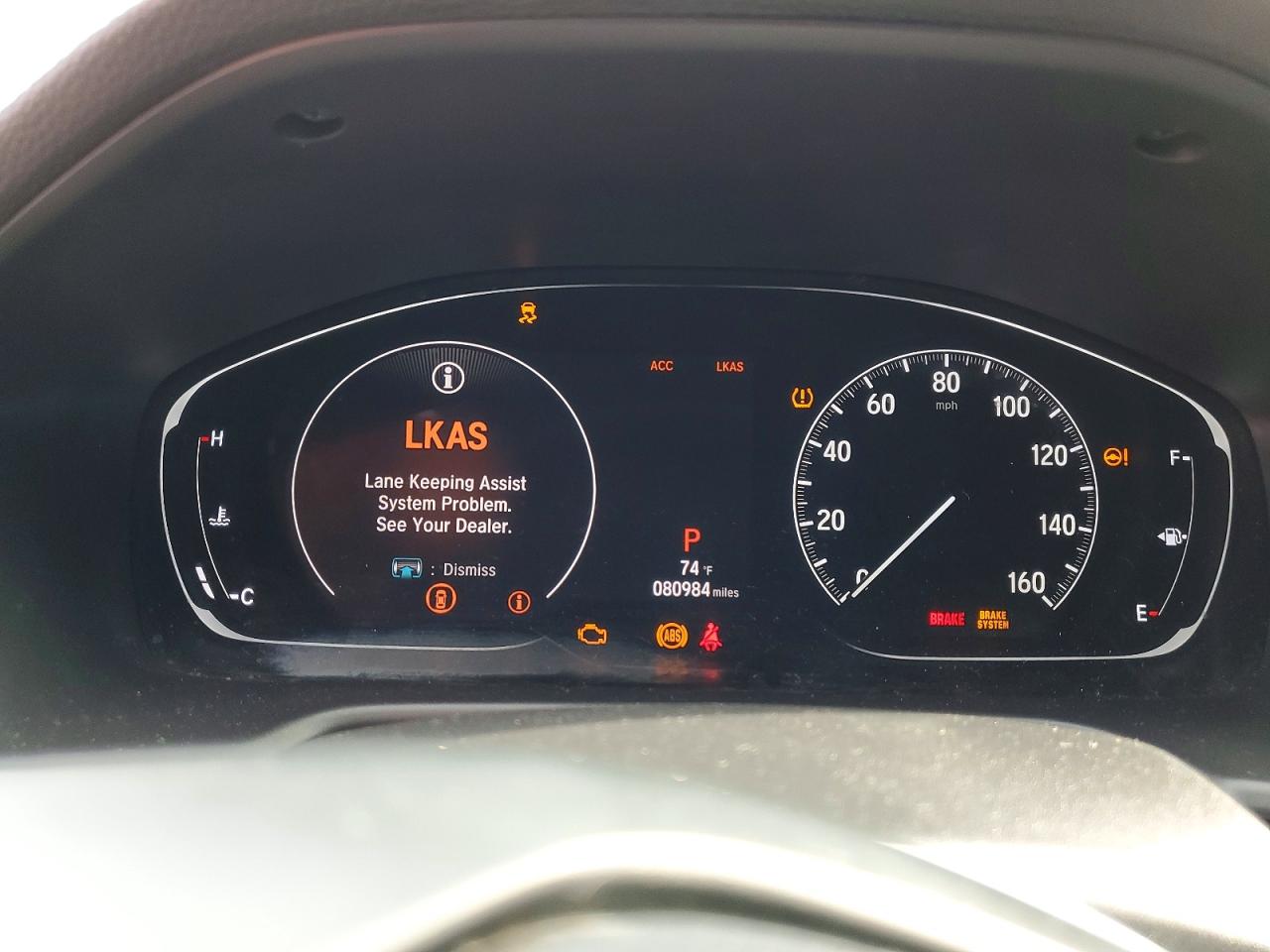 2018 HONDA ACCORD photo 17