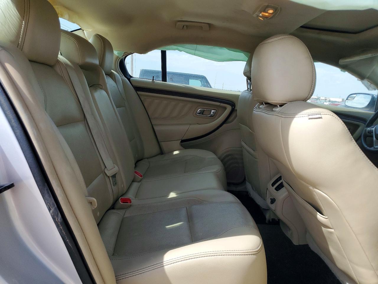 2015 FORD TAURUS LIMITED photo 10