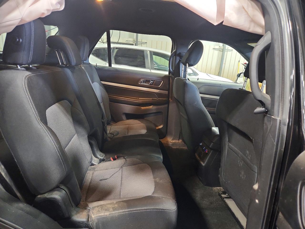2018 FORD EXPLORER XLT photo 31