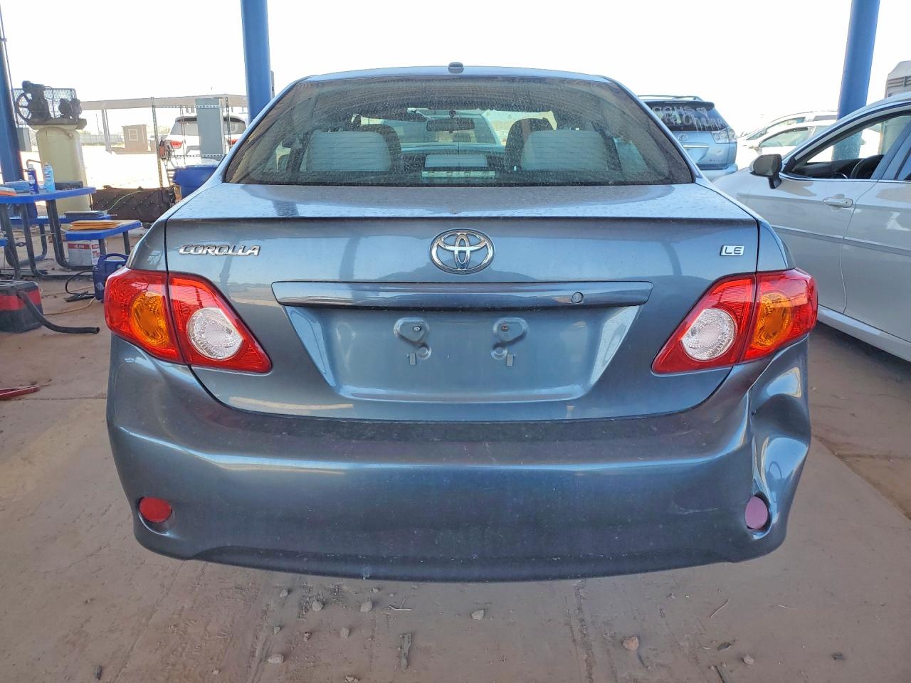 2010 TOYOTA COROLLA LE photo 16