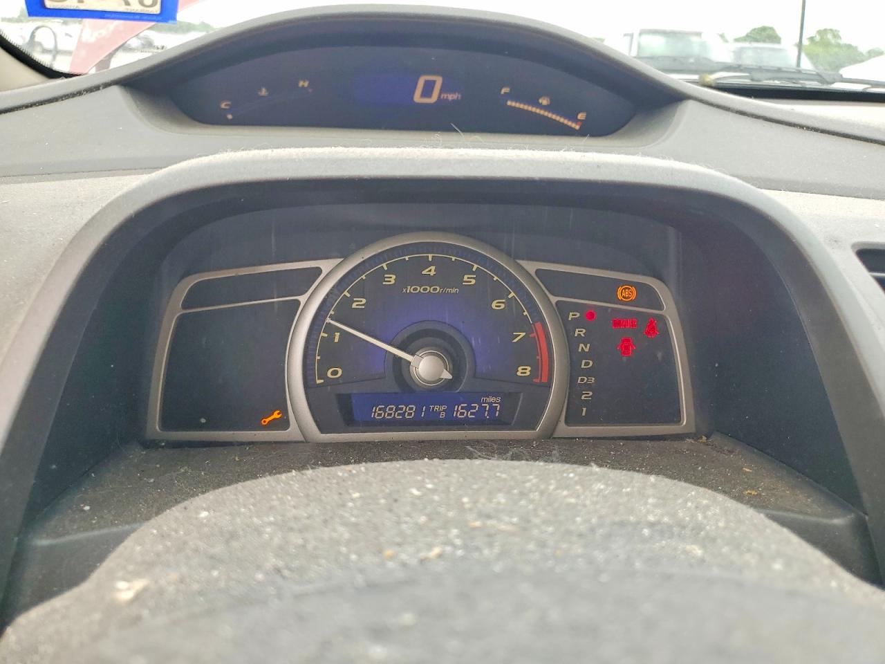 2010 HONDA CIVIC LX photo 25