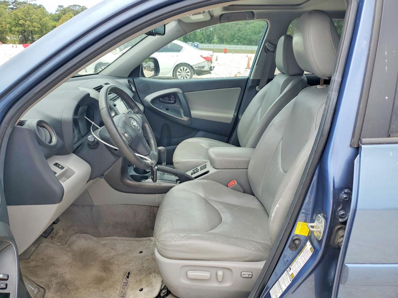 2012 TOYOTA RAV4 LIMITED photo 19