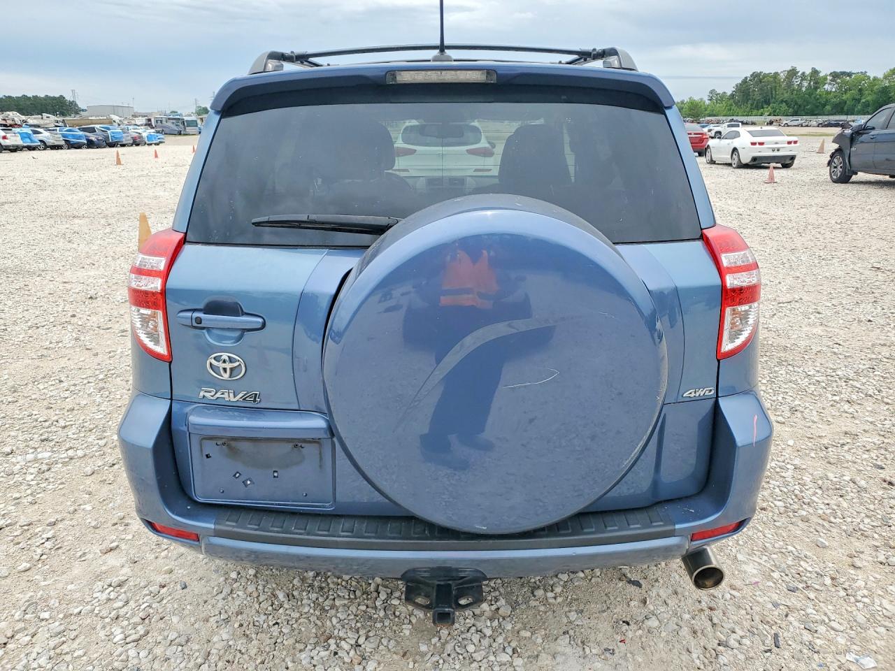 2012 TOYOTA RAV4 LIMITED photo 16