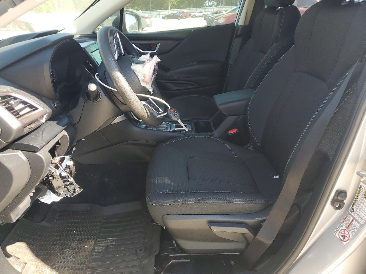 2019 SUBARU FORESTER photo 13