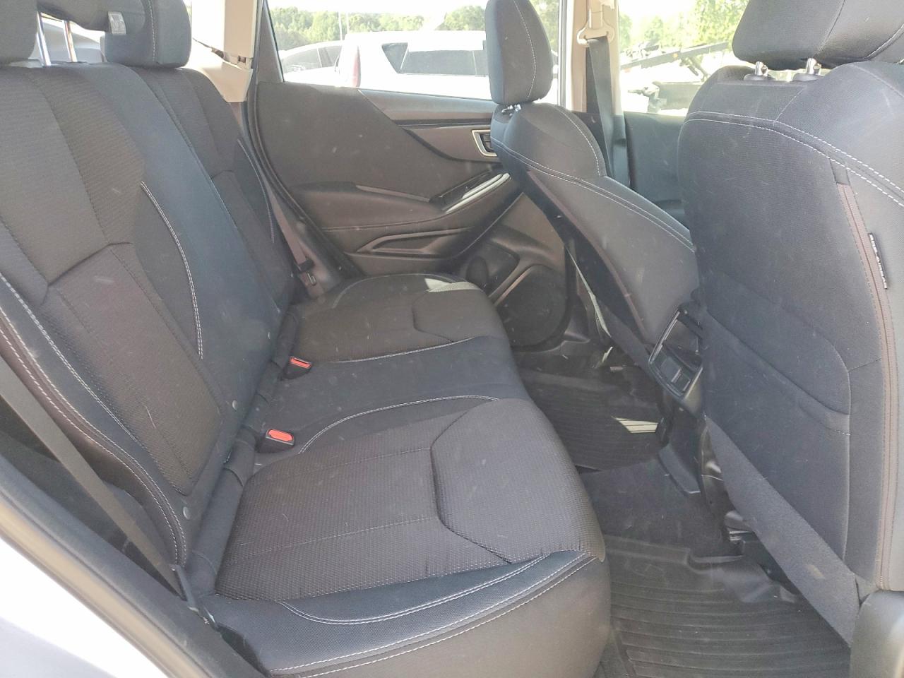 2019 SUBARU FORESTER photo 21