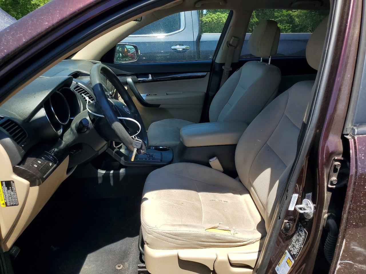 2011 KIA SORENTO LX photo 13