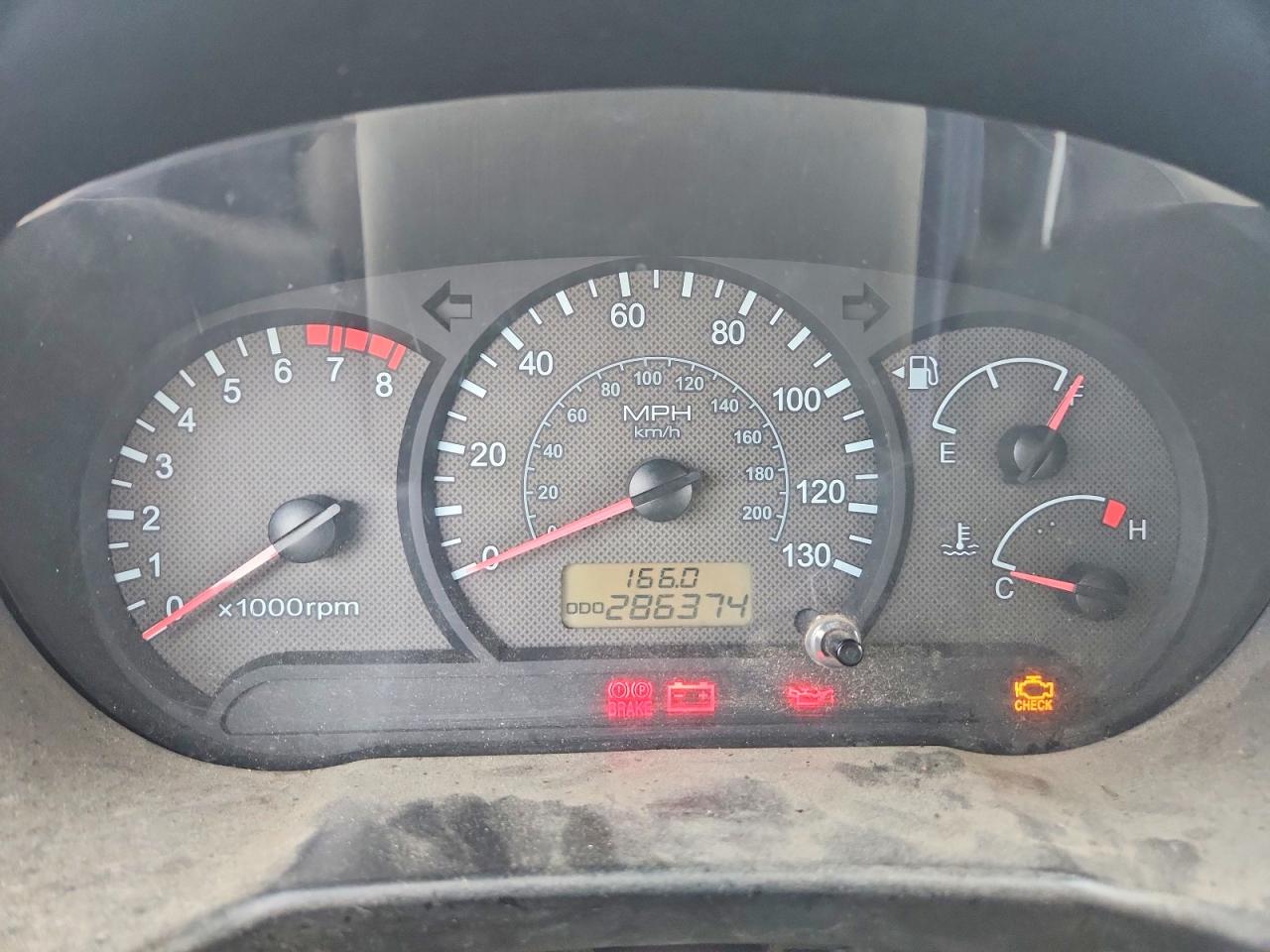 2003 HYUNDAI ACCENT GL photo 17