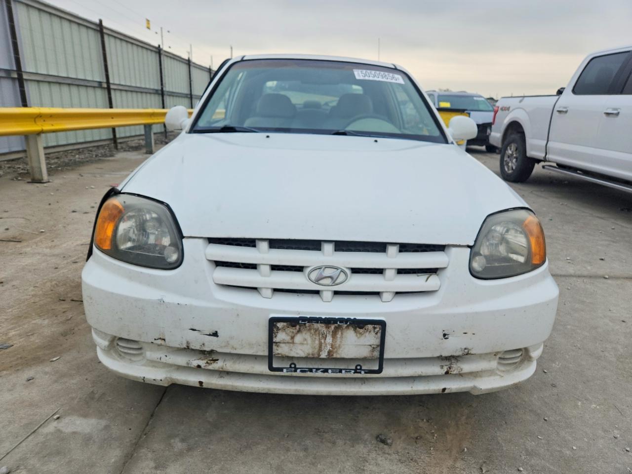 2003 HYUNDAI ACCENT GL photo 9