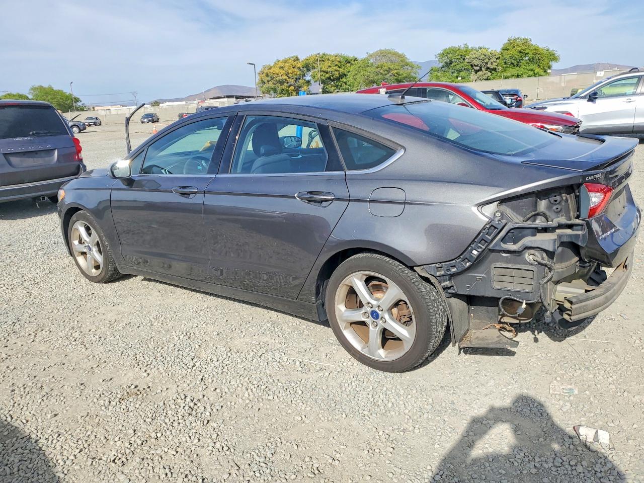 2016 FORD FUSION SE photo 3