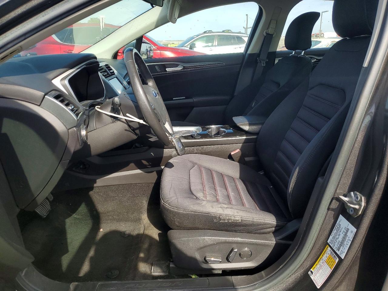 2016 FORD FUSION SE photo 13