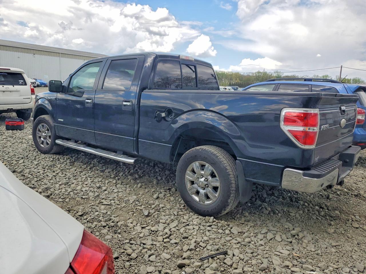 2011 FORD F150 SUPERCREW photo 3