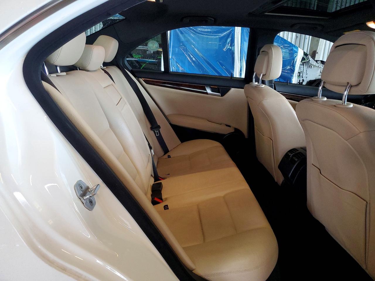 2013 MERCEDES-BENZ C 350 photo 19