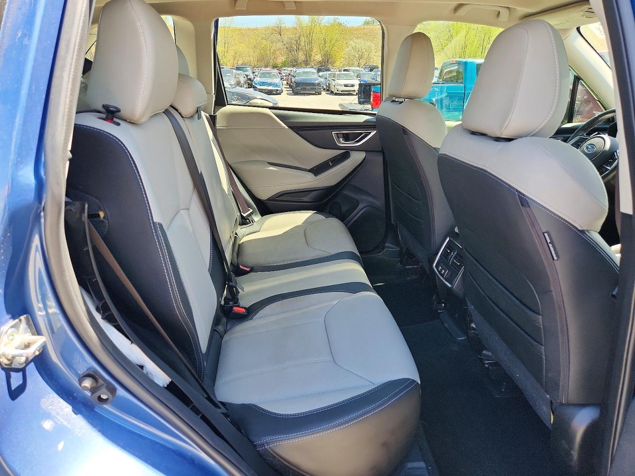 2019 SUBARU FORESTER LIMITED photo 11