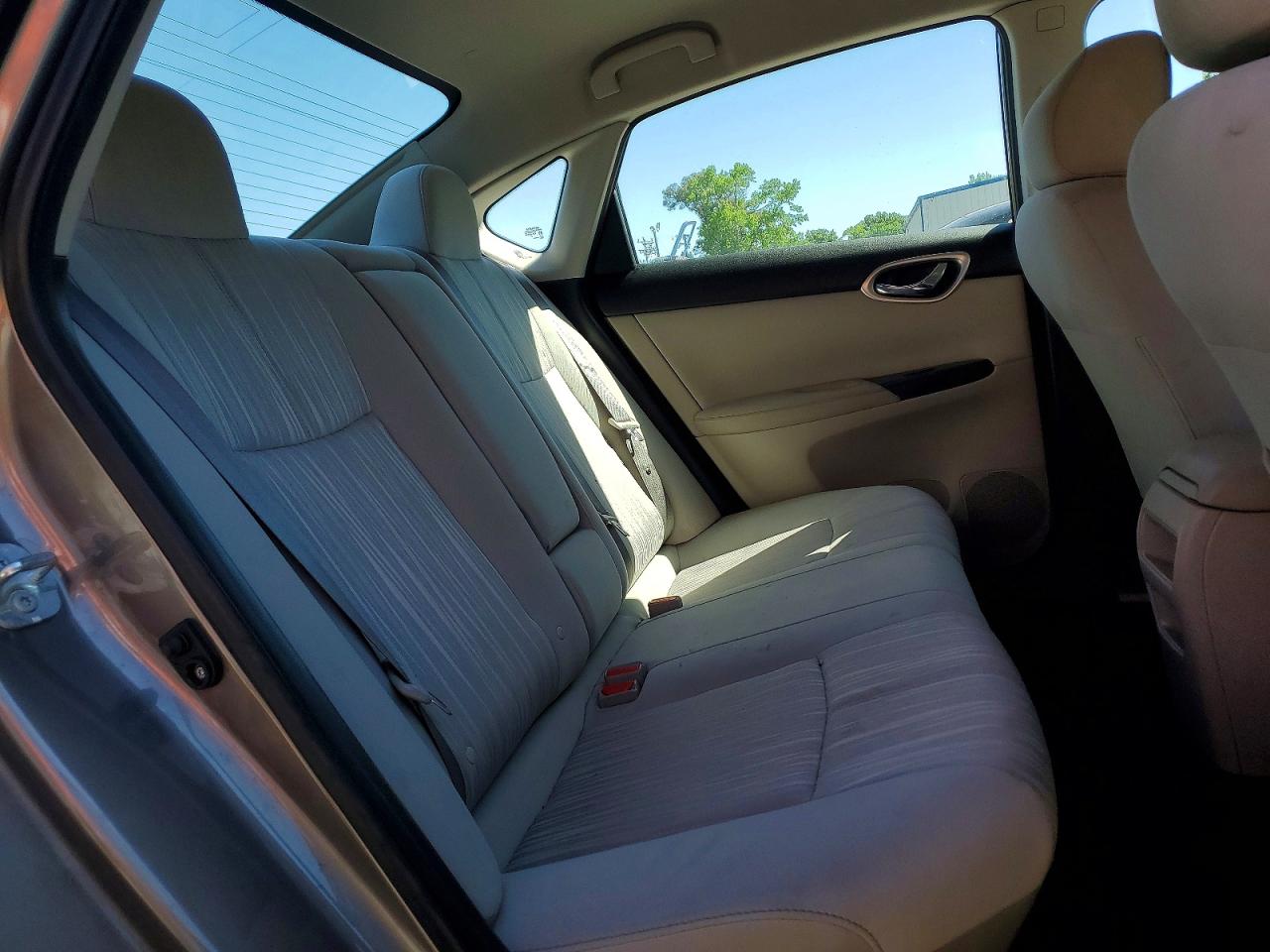 2016 NISSAN SENTRA SV photo 19